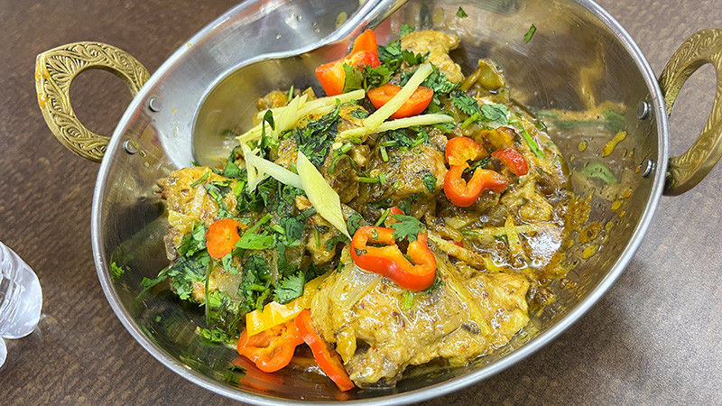 saima's_whitekarahi.jpg
